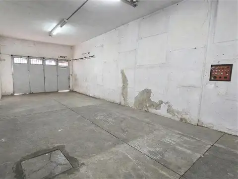 Galpon en Alquiler en Barrio Industrial, $ 1.900.000