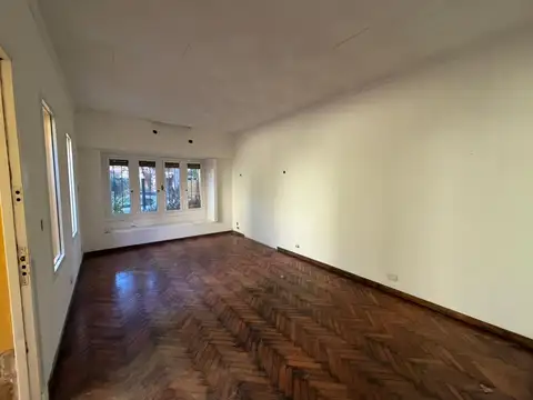 PH 5 AMBIENTES CON ENTRADA INDEPENDIENTE A LA VENTA EN SAN ISIDRO