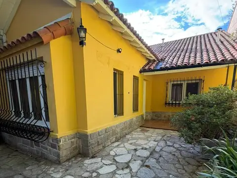 PH 5 AMBIENTES CON ENTRADA INDEPENDIENTE A LA VENTA EN SAN ISIDRO
