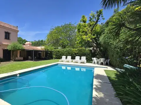 Casa en Venta de 5 dormitorios