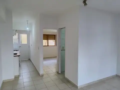 Depto Tipo Casa en Alquiler en Carapachay, $ 700.000