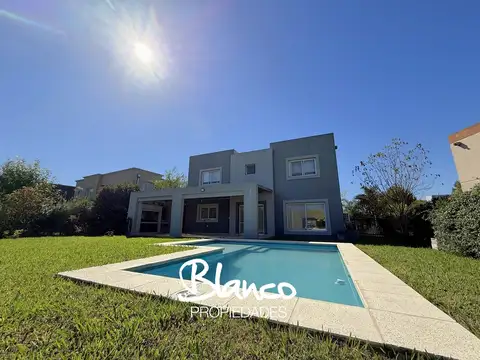 Casa  en Venta en Haras Santa Maria, Escobar, G.B.A. Zona Norte