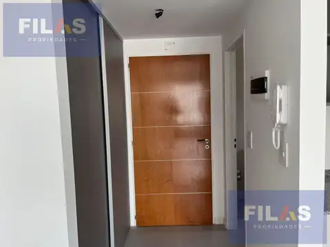 Av San Martín  al 2900