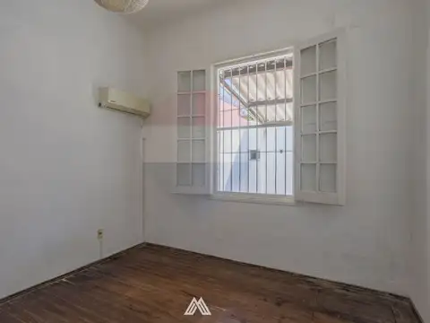 Casa 7 ambientes con 3 baños