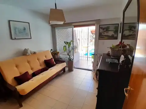CASA CON FONDO/PILETA/QUINCHO EN VENTA, ZONA PARQUE CHACABUC