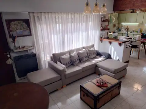 Depto Tipo Casa en Venta de 2 dormitorios
