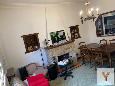 Chacabuco e/ Olazabal y Chacabuco
