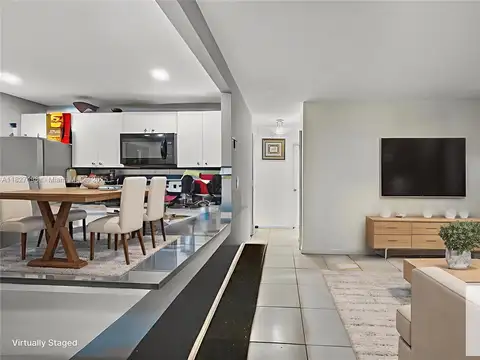 Departamento en venta - 2 Dormitorios 1 Baño - Palm Beach