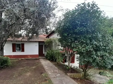 CASA EN VENTA EN EL MONTE DE SANTA TERESITA