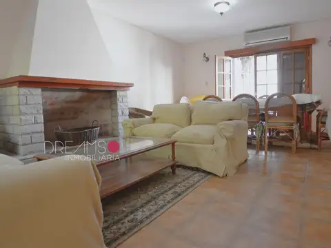 Casa en Venta en Neuquen, USD 340.000