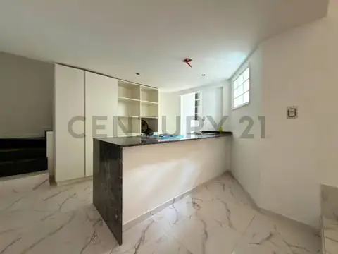 Ituzaingó 1000, Piso 0