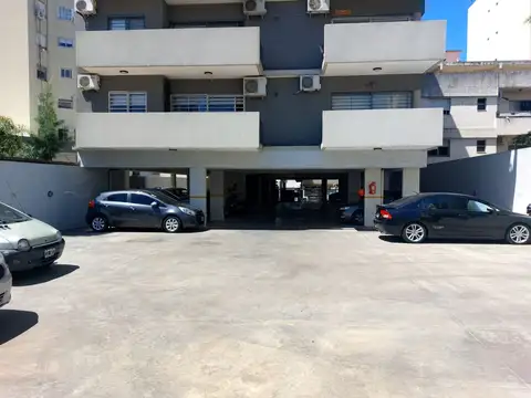 Cochera en Venta para coche grande