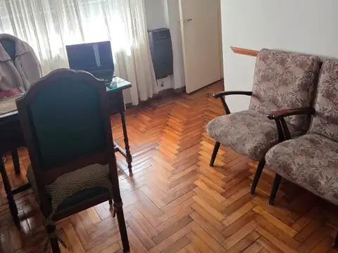 Maipu 800