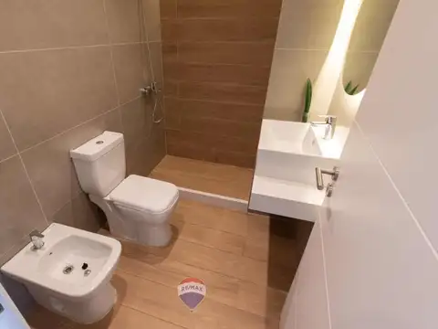 Vende Monoambiente Brickell Remeros balcón, pileta