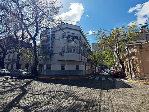 3 amb. al Frente - por escalera - Caballito - Se acepta propiedad en parte de pago por menor valor.
