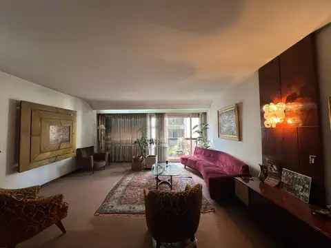 Departamento en Venta de 7 ambientes