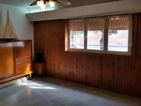 Alvarado 604