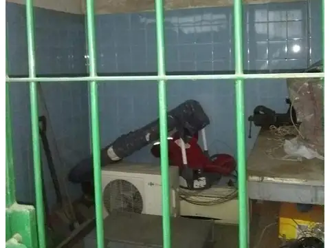 Galpon en Venta en Temperley, USD 240.000