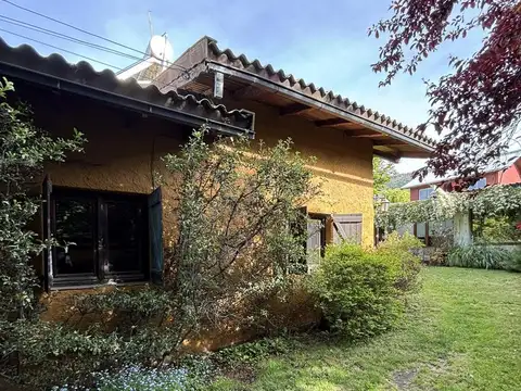 Casa en venta 3 dormitorios + Depto - Melipal - Bariloche