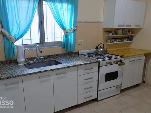 CASA 2 AMBIENTES c/ QUINCHO – ZONA ACCESO OESTE