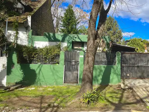 Casa en venta en Bajo de San Isidro, lote propio PARQUIZADO 255m² · ideal AMPLIACIÓN
