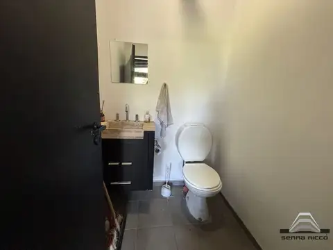 Depto Tipo Casa en Venta en Villa del Parque, USD 319.000