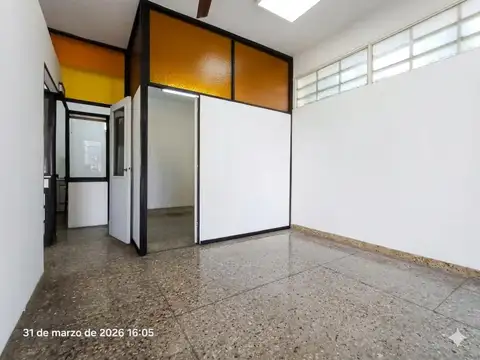 VENTA LOCAL COMERCIAL EN ESQUINA! OPORTUNIDAD!