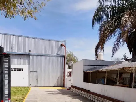 Galpon en Venta en Ituzaingo Norte, USD 360.000
