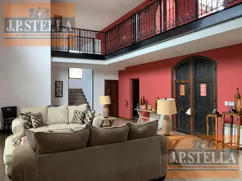 Casa 4 ambientes con 4 baños