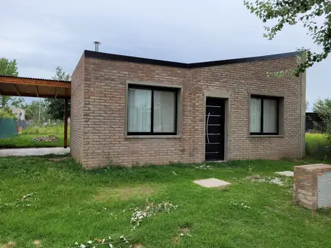 Vendo Casa de un Dormitorio en TDS 3 Roldan