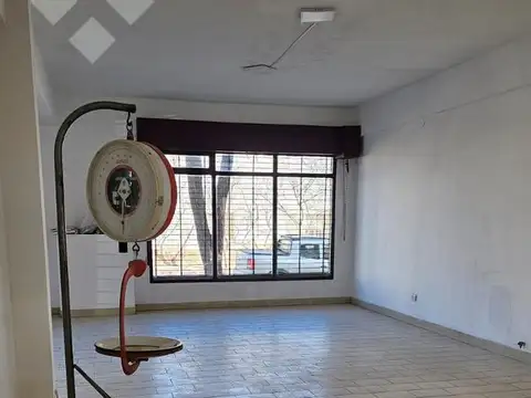 Oficina en Alquiler en Chos Malal, $ 4.100.000