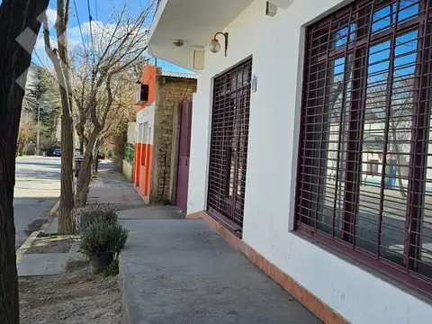 Oficina en Alquiler en Chos Malal, $ 4.100.000