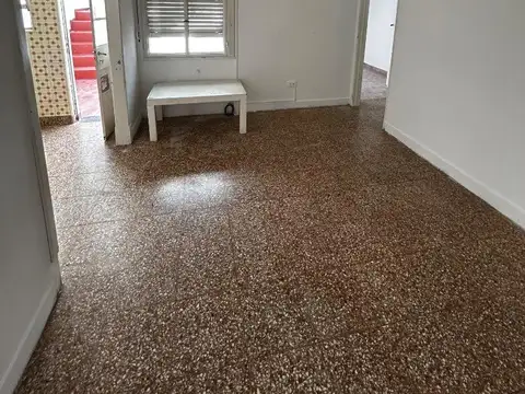 Ph 2 amb planta baja contrafrente patio y terraza