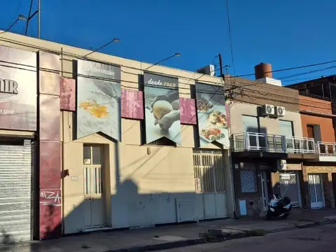 Local en Venta Via Pública