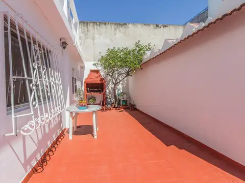 Depto Tipo Casa en Venta al Oeste