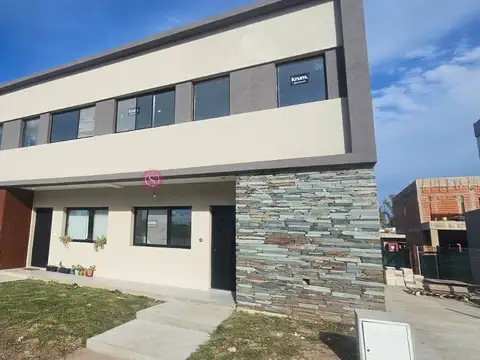 Casa Dúplex  en Venta en SpringPark Pilar, Pilar, G.B.A. Zona Norte