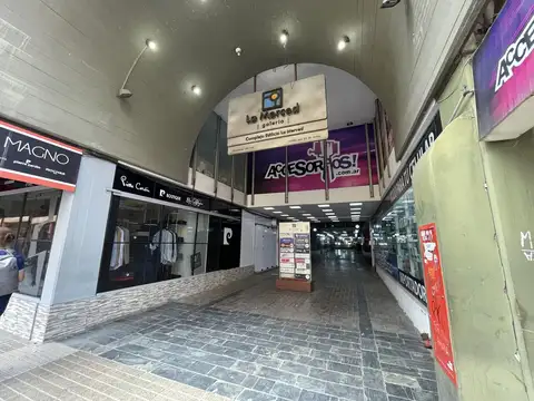 Rivadavia  al 100