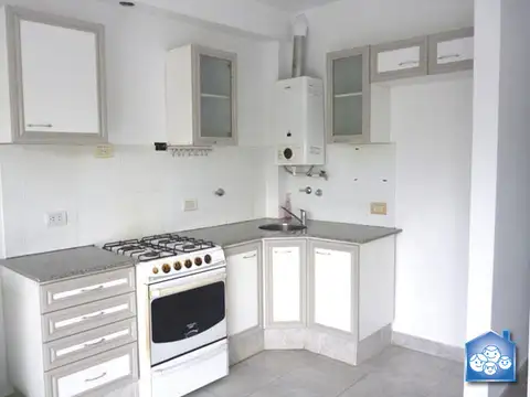 CHARLONE 100, Piso 3