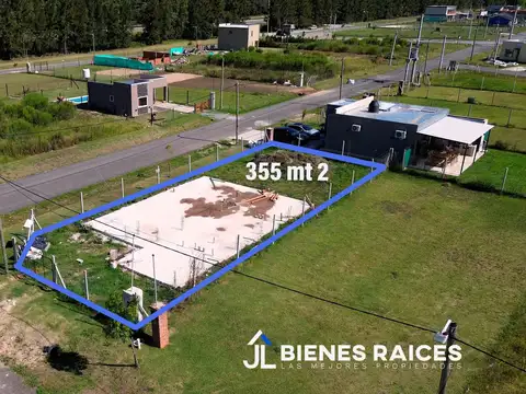 Terreno en  venta con platea en Barrio Cardales Chico