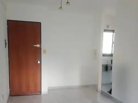 Alquiler depto 1 dormitorio 3 e/60 y 61