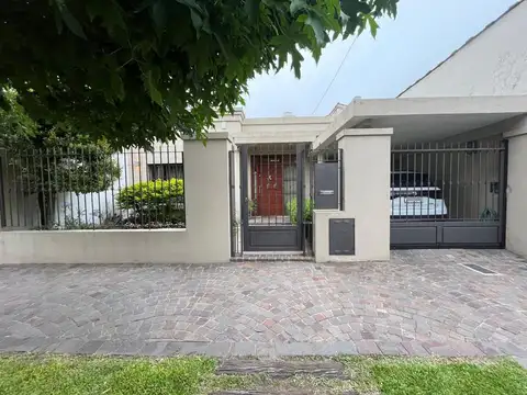 VENTA CASA 5 AMBIENTES RAMOS MEJIA