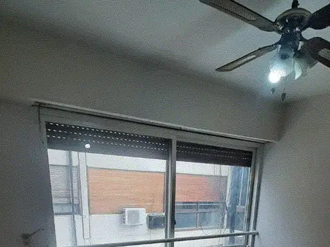 Departamento en Alquiler en Once, $ 590.000