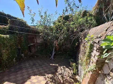 Casa amoblada 2 dormitorios en España al 500, Pergamino