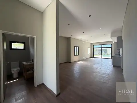 Casa en Venta en Santo Tomas, USD 215.000