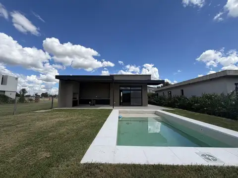 Casa en Santo Tomás