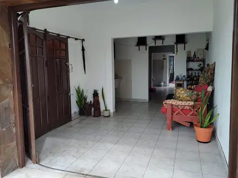 Casa en Venta en Los Hornos, USD 75.000