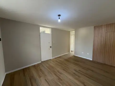 Casa 5 ambientes con 1 baño