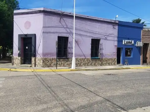 Vendo dos locales comerciales centro de Helvecia Santa Fe
