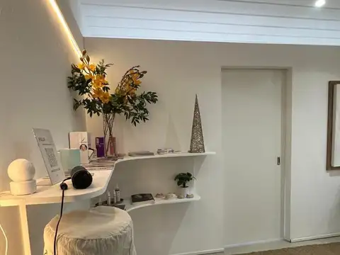 Oficina en Alquiler en Benavidez, USD 900