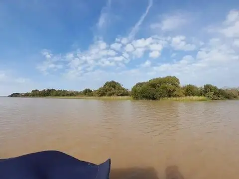 VENTA LOTE 15 EN 1ERA SECCION DE ISLAS EN EL DELTA DEL TIGRE